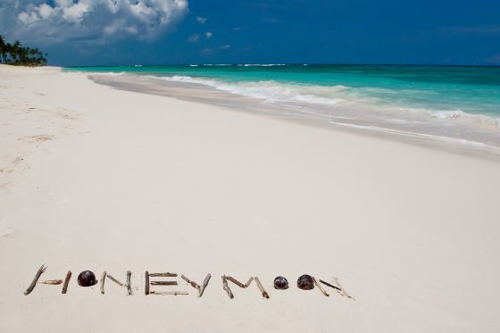 صفات يجب عليك التحلي بها لتضمني نجاح شهر العسل